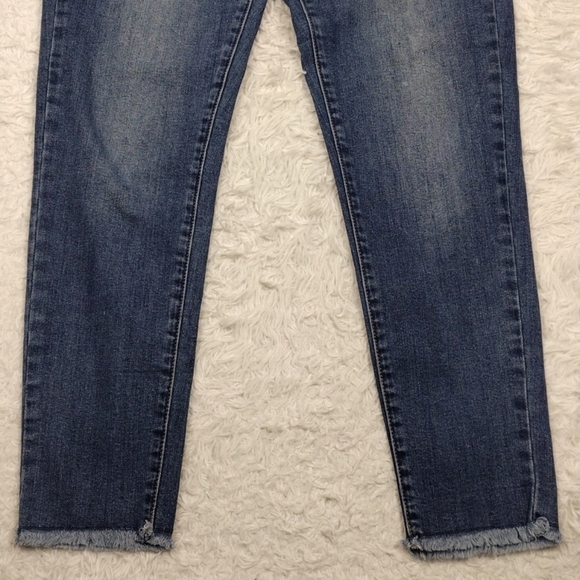 JUSTUSA Blue Whiskering Medium Wash Five Pocket Mid Rise Straight Leg Ankle Jean - Picture 4 of 15